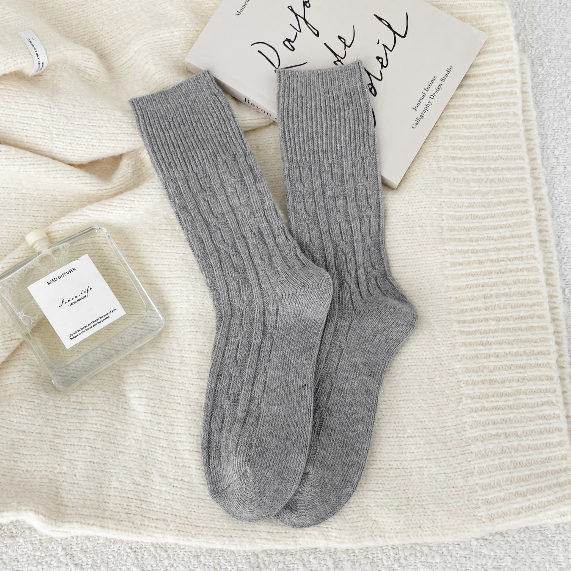 Classic Cable-Knit Wool Socks - 2 Pairs