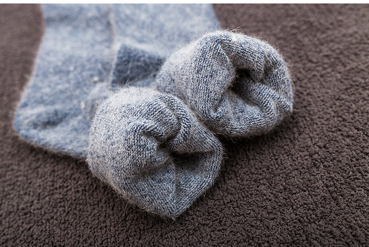 Rabbit Wool Crew Socks