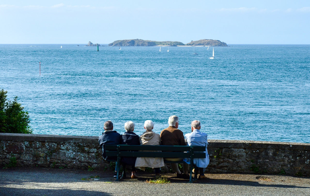 Socks for Seniors - The Benefits of Loose Top Socks and Diabetic Socks