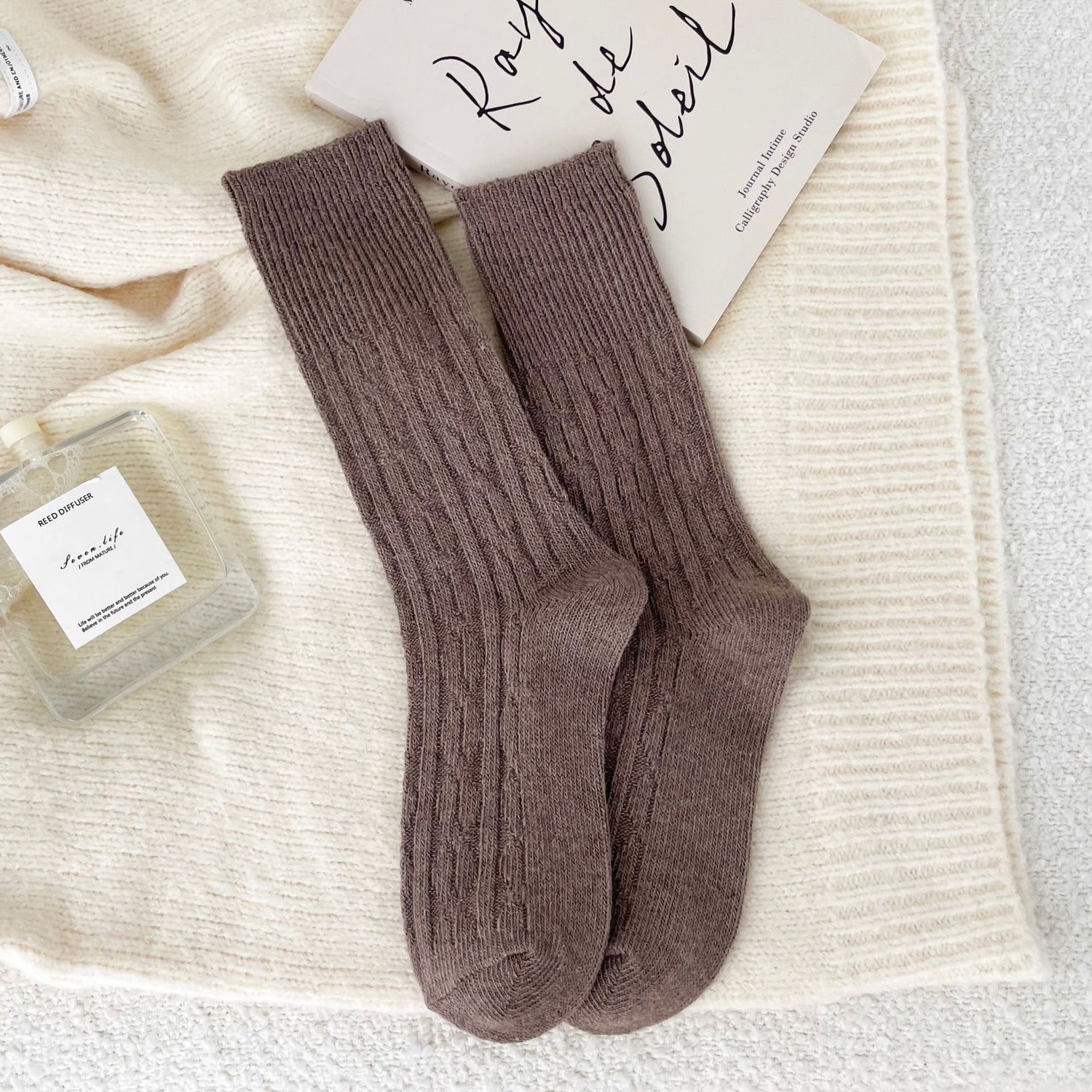 Classic Cable-Knit Wool Socks - 2 Pairs