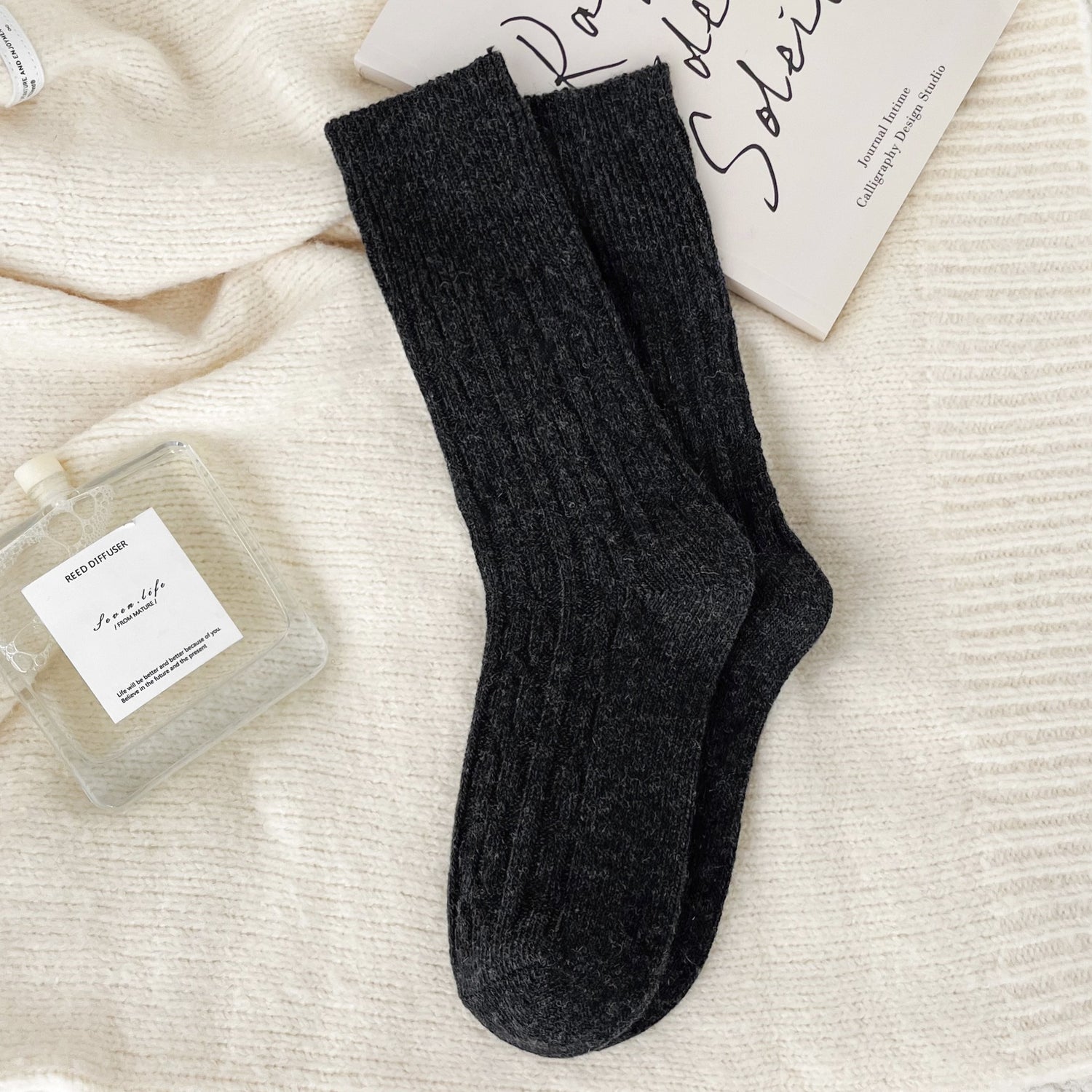 Classic Cable-Knit Wool Socks - 2 Pairs