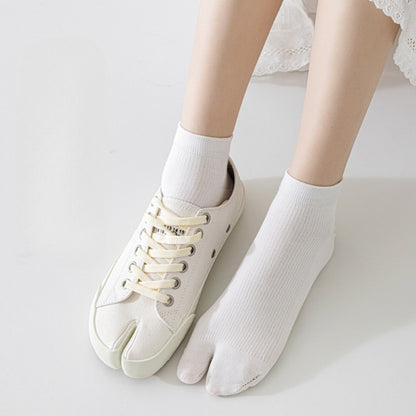 Women’s Two-Toe Tabi Ankle Socks – Comfortable Everyday Essential - 3 Pairs